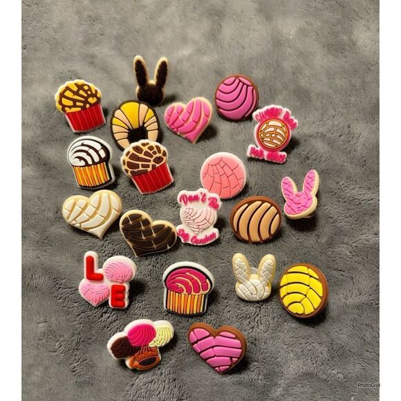 Concha Straw Toppers - Picture 2 of 2